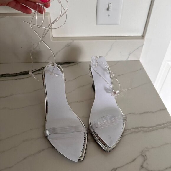 Good American GA080V Ankle Strap Wedge Sandal In Silver Size 9 - Picture 5 of 11